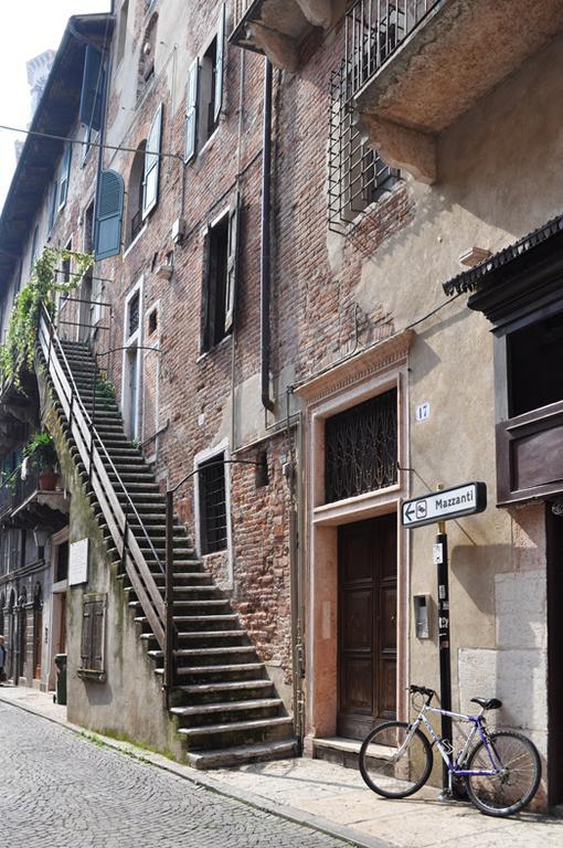 Casa Vacanze Mazzanti Verona Kamer foto
